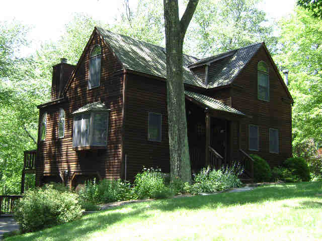 Building photograph for 94 WOOD CREEK RD